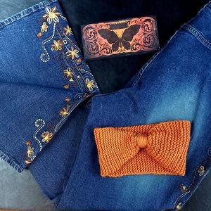 Z Cavarricci embroidered jeans sz 22